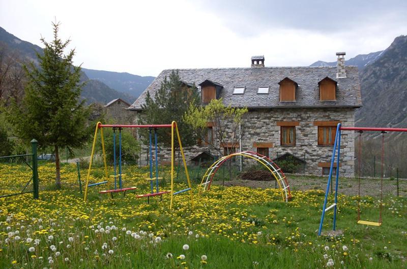 Hostal Fondevila Bohi Exterior photo